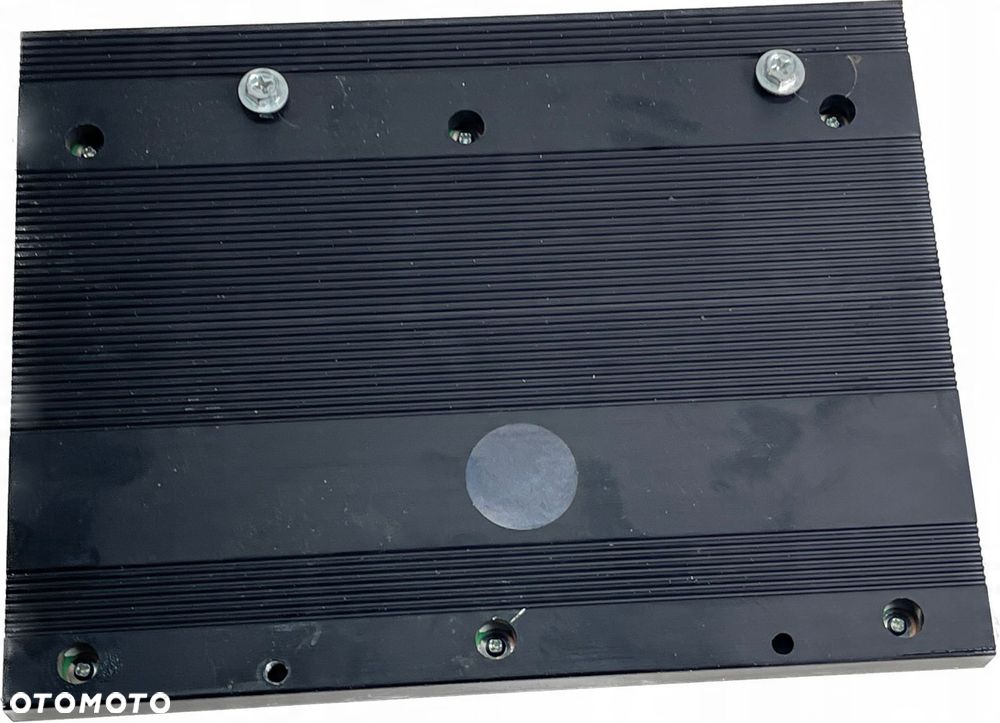 CHARGER LIFT 15- WZMACNIACZ AUDIO 68425657AA - 13