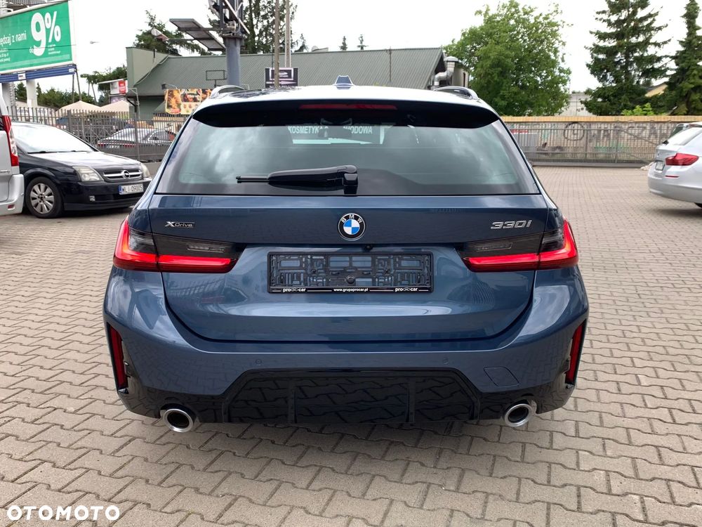 BMW Seria 3 330i xDrive M Sport - 6