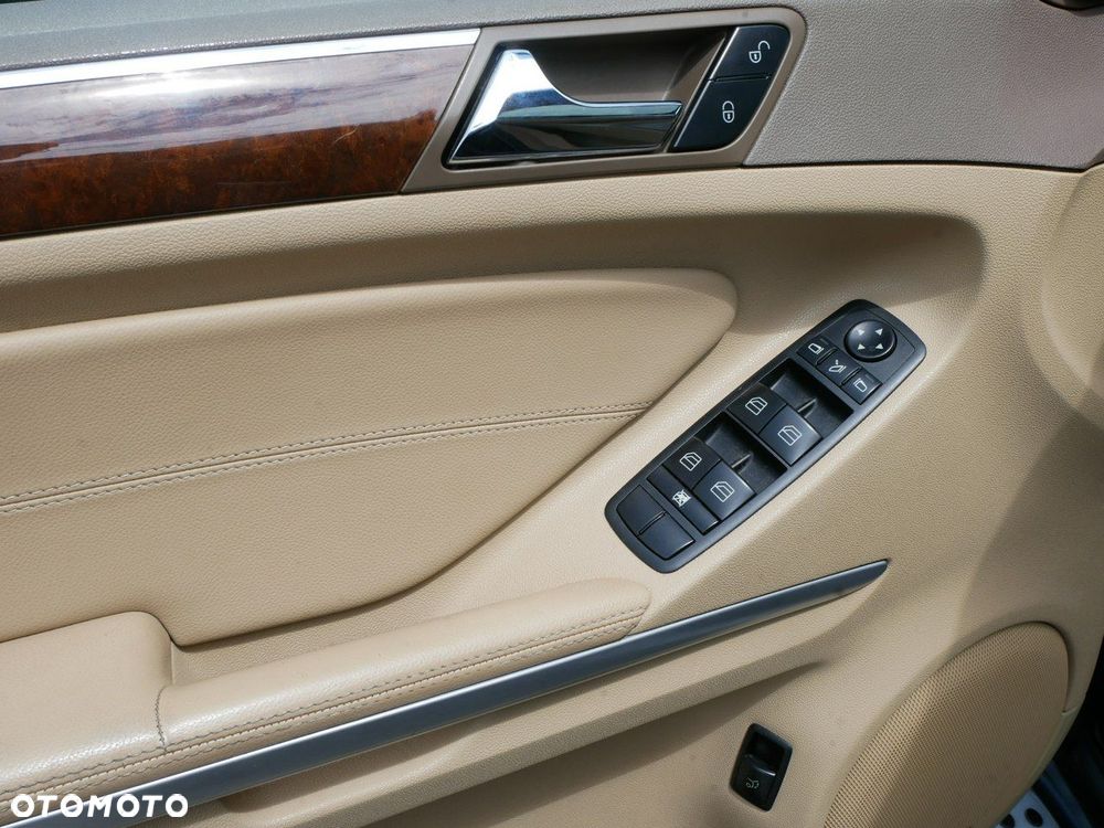 Mercedes-Benz ML 350 CDI 4-Matic - 27