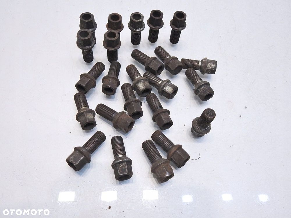 ŚRUBA ŚRUBY FELG AUDI A6 C6 - 7