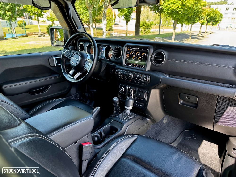 Jeep Wrangler Unlimited 2.2 CRD Sahara AT - 11