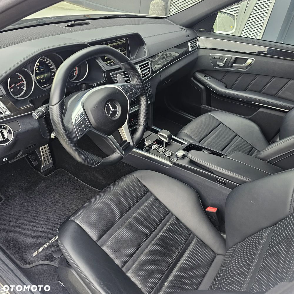 Mercedes-Benz Klasa E 63 AMG 4Matic AMG Speedshift MCT - 19