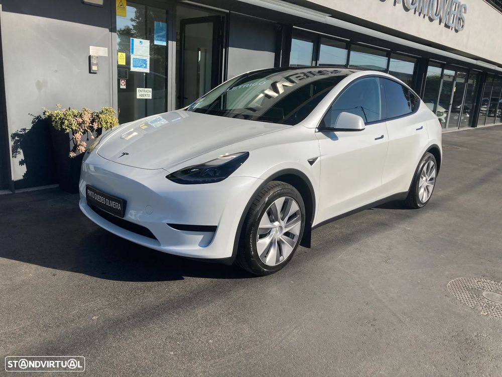 Tesla Model Y 2023 photo 3