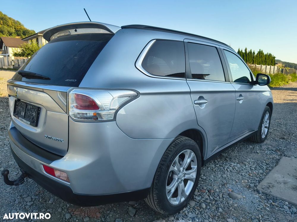 Mitsubishi Outlander 2.2L DI-D AS&G 6MT 4WD Instyle A60 - 5