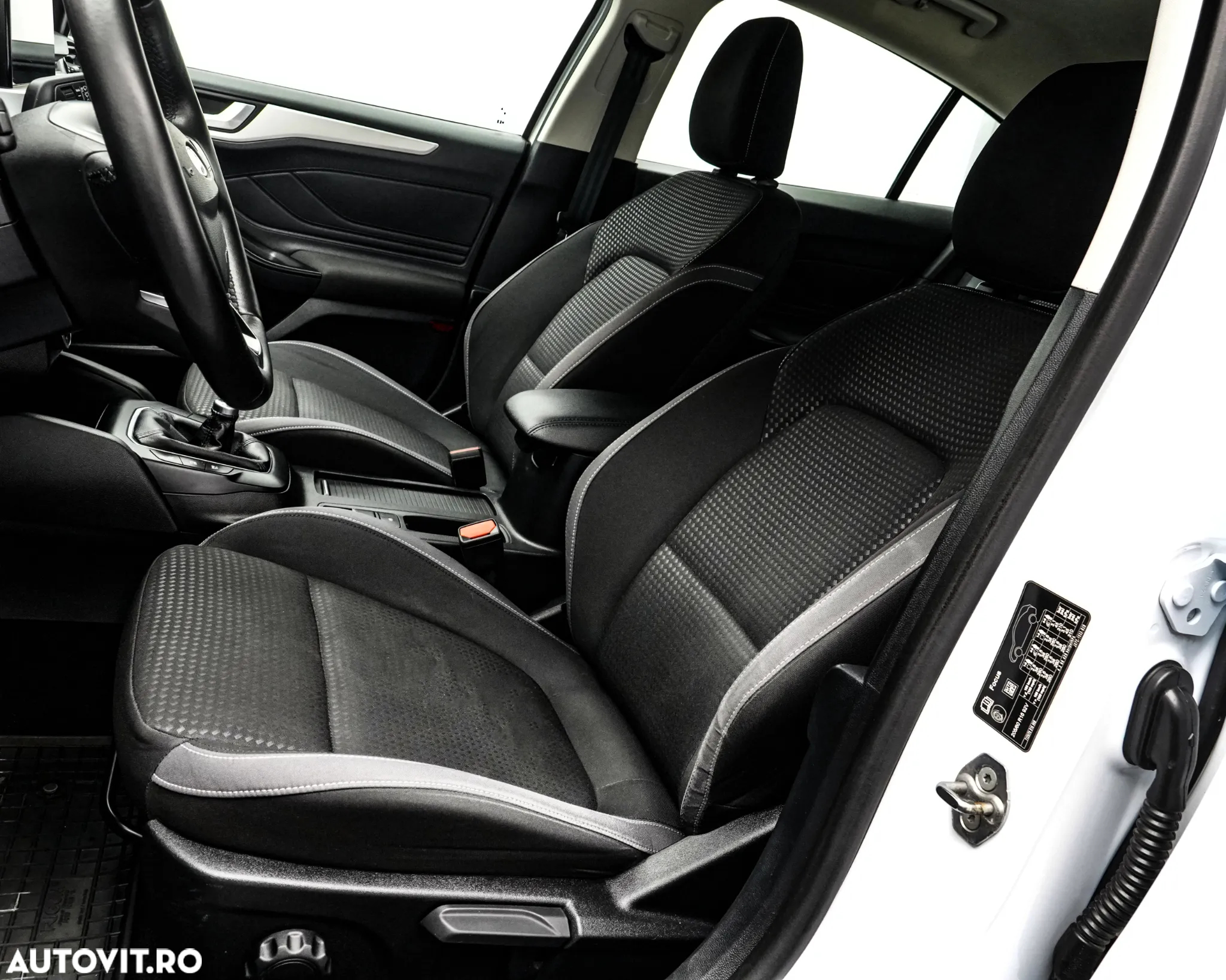 Ford Focus 1.5 EcoBlue Titanium - 14