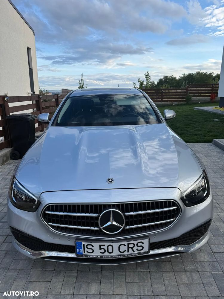 Mercedes-Benz E 220 d 4Matic 9G-TRONIC Exclusive - 12