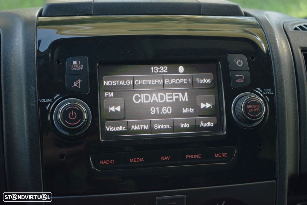 Citroën Jumper 2.2 BlueHDi 33 L2H2 Club - 17