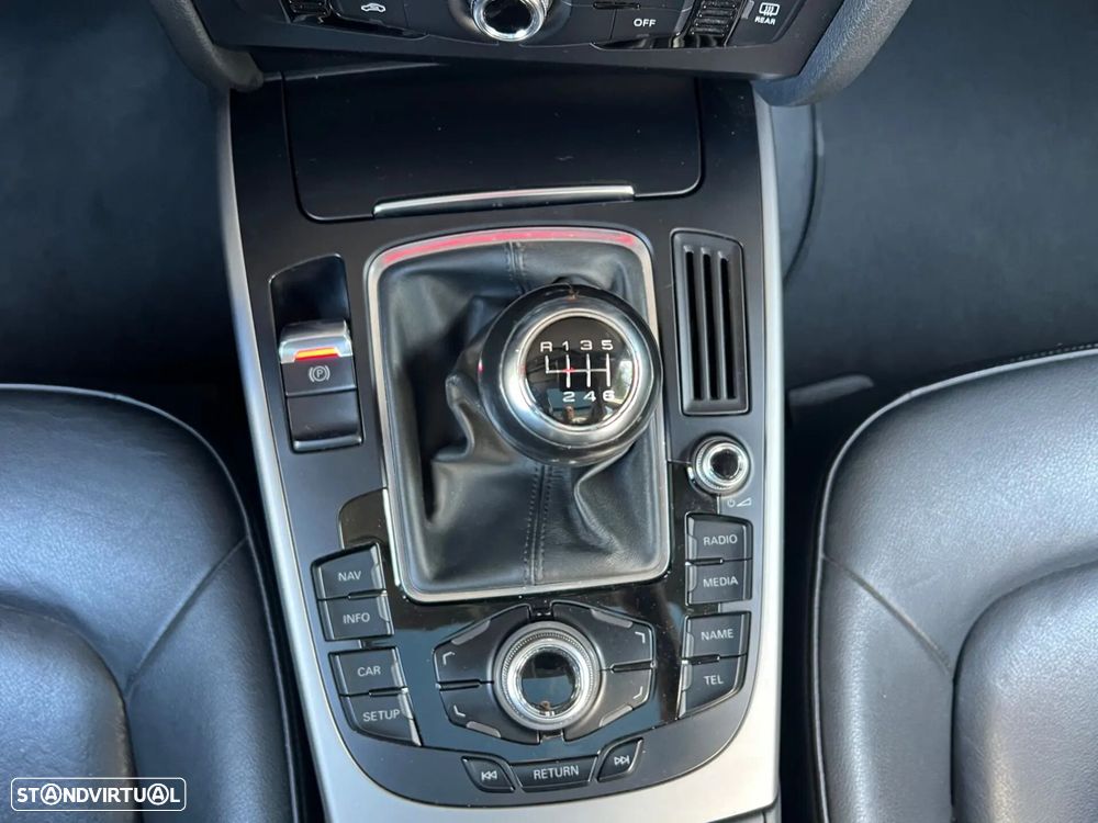 Audi A4 Avant 2.0 TDI Business Line Advance - 8