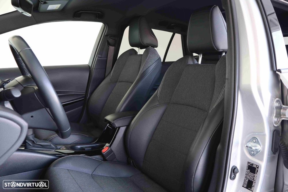 Toyota Corolla Touring Sports 1.8 Hybrid Comfort+P.Sport - 36