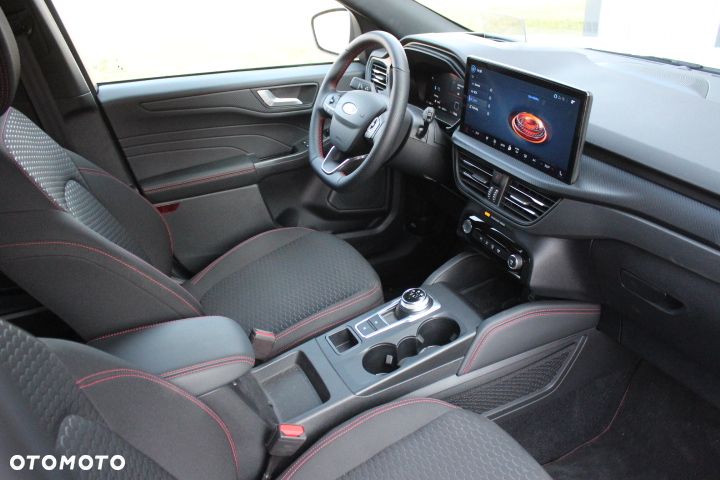 Ford Kuga 2.5 FHEV AWD ST-Line eCVT - 33