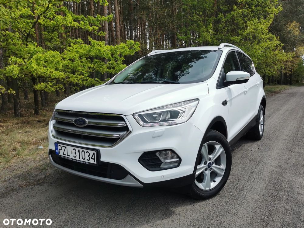 Ford Kuga 1.5 EcoBoost 2x4 Titanium - 1
