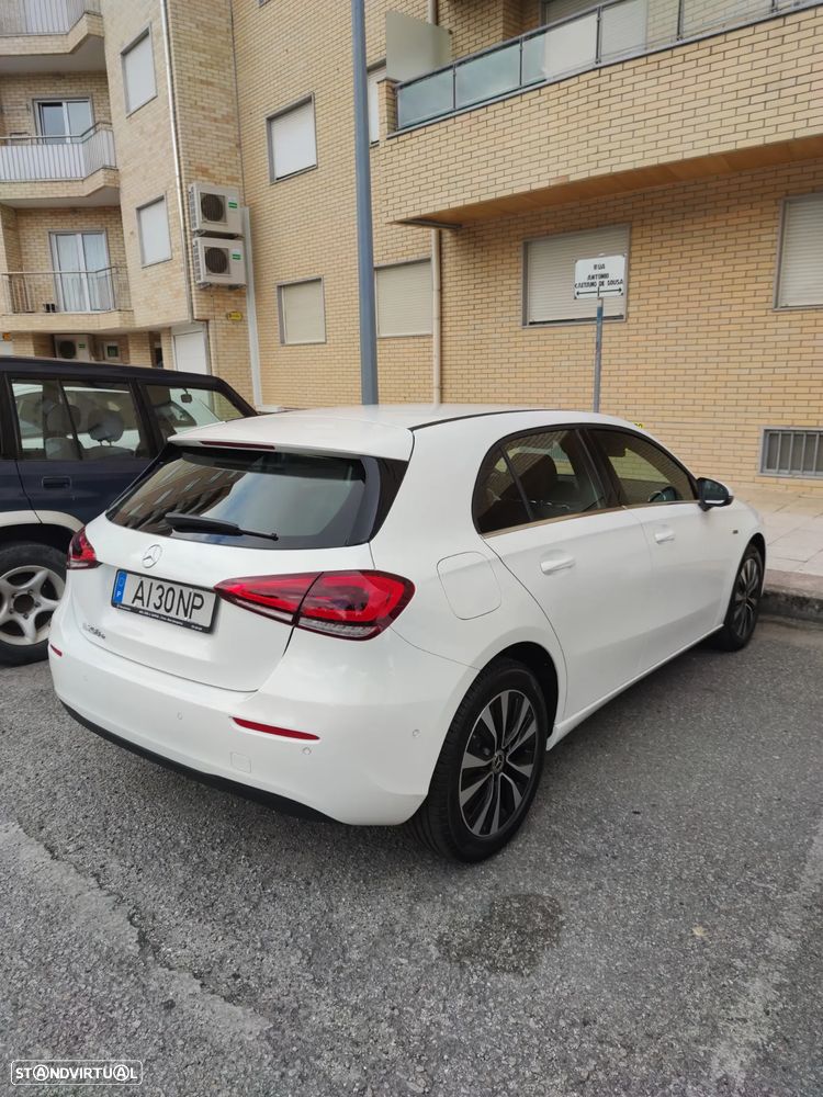 Mercedes-Benz A 250 e Progressive - 8