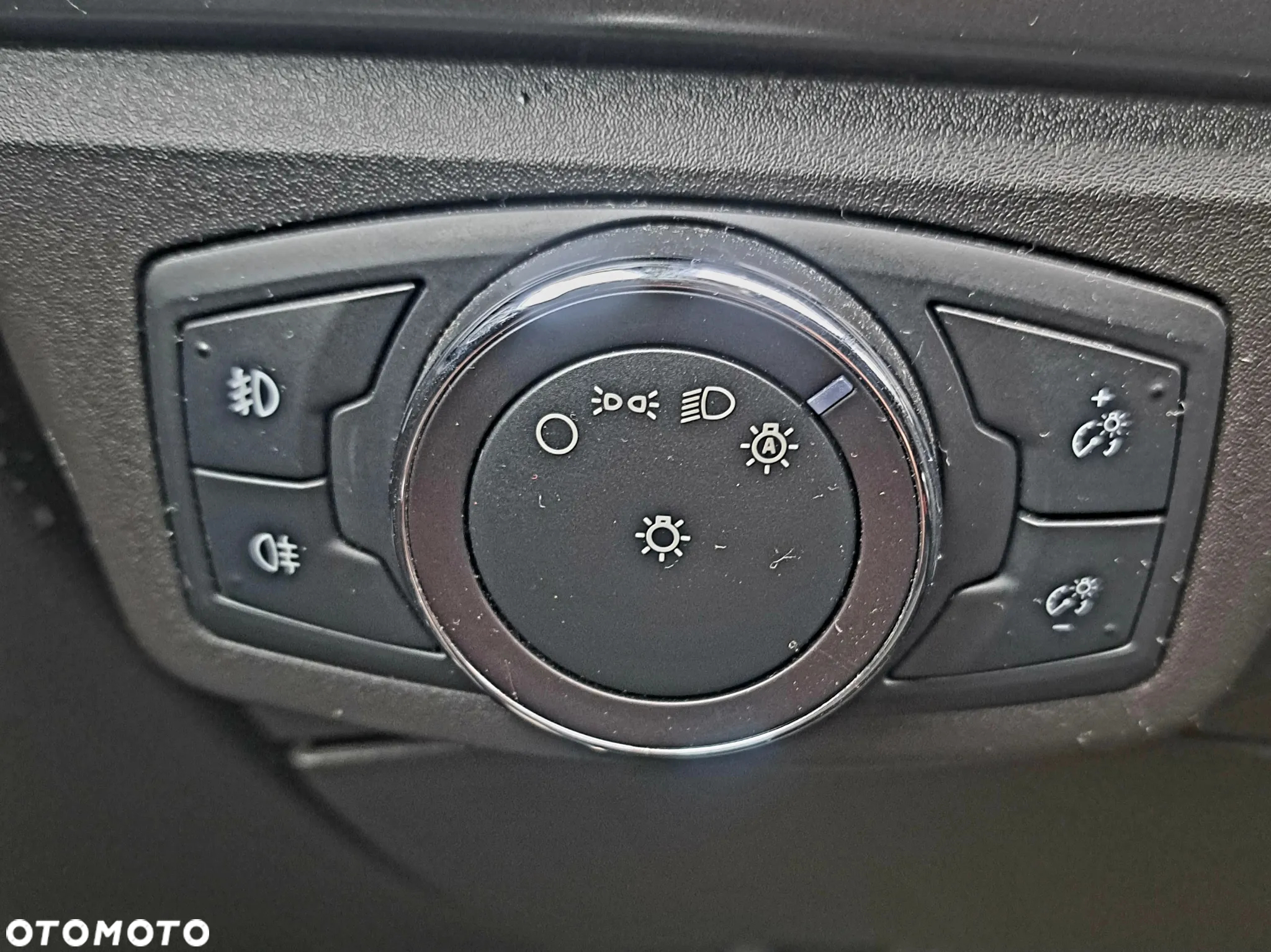 Ford Mondeo 2.0 TDCi Titanium - 13