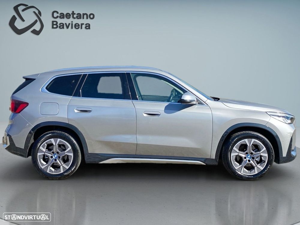 BMW iX1 eDrive20 xLine - 20