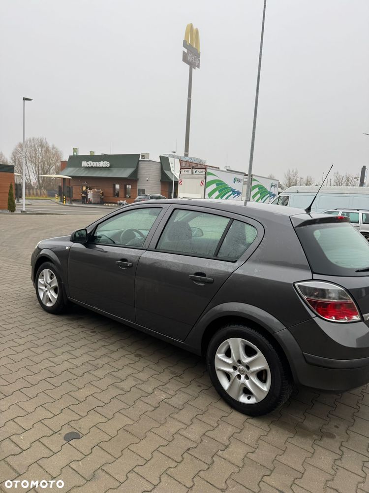 Opel Astra 1.6 Cosmo - 12