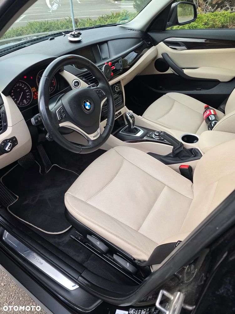 BMW X1 xDrive20d xLine - 4