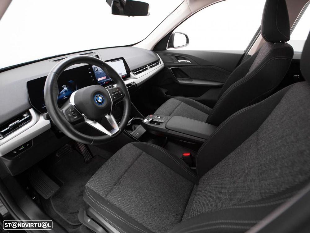 BMW iX1 eDrive20 - 7