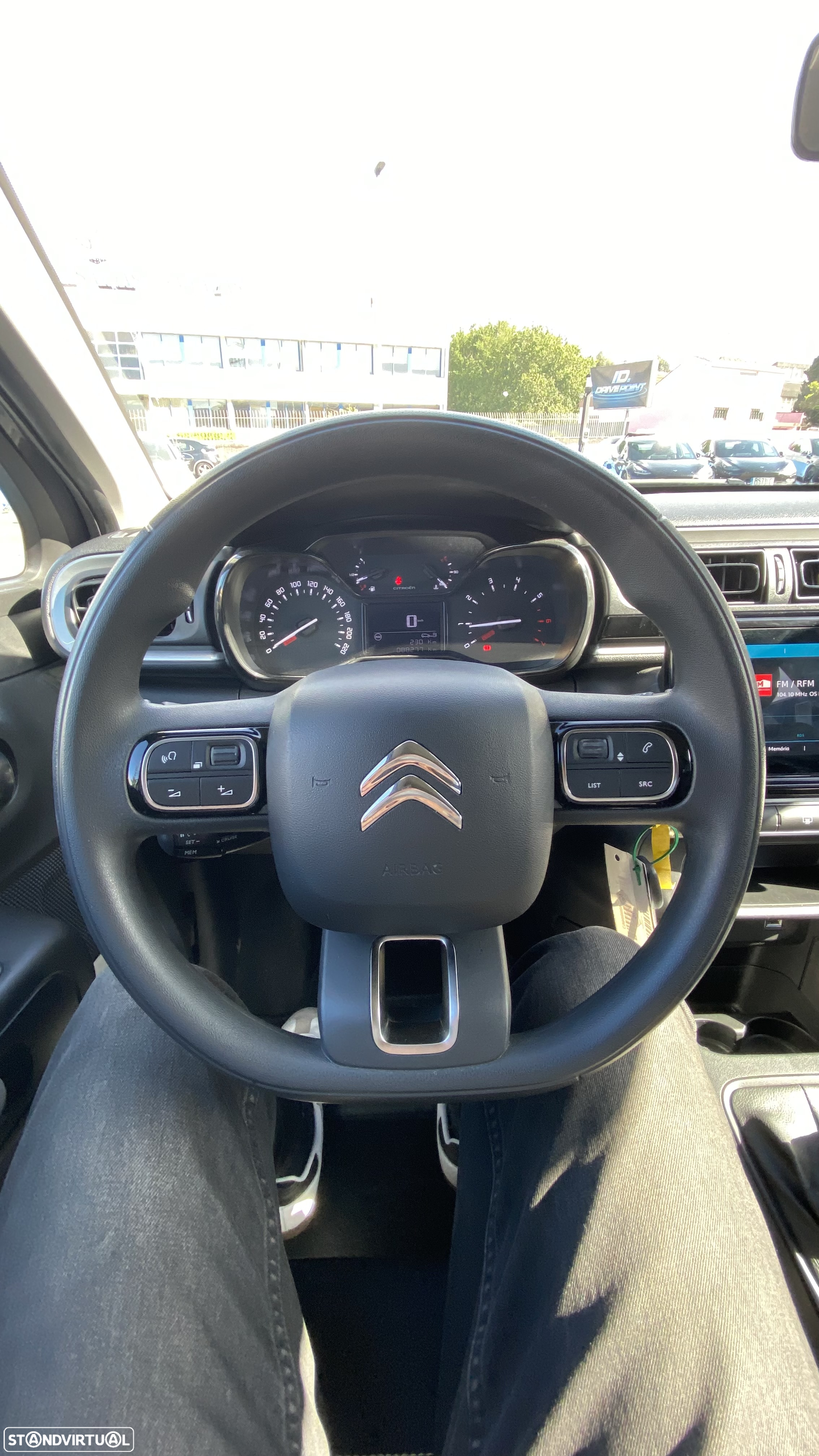 Citroën C3 1.5 BlueHDi Shine - 28