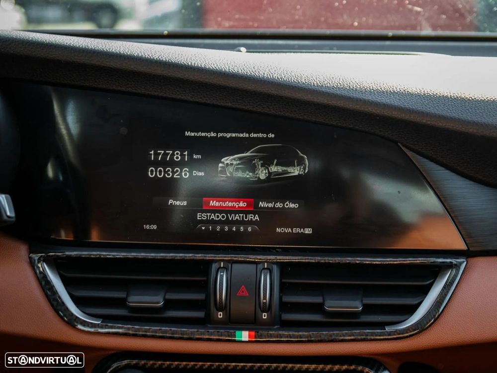 Alfa Romeo Giulia 2.2 D Super AT8 - 29