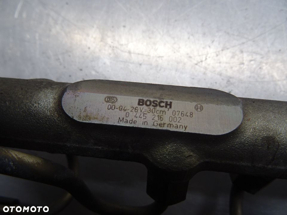 BMW E39 SEDAN 95-00 2.5D LISTWA WTRYSKOWA 0445216002 - 3