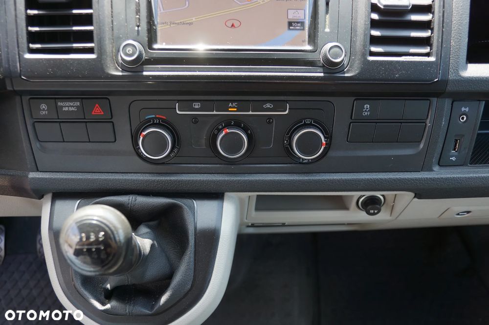 Volkswagen Transporter - 15