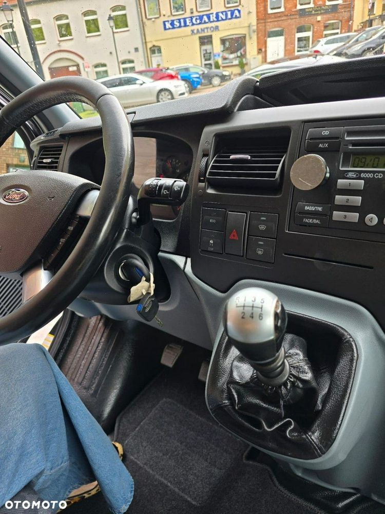 Ford Transit - 21
