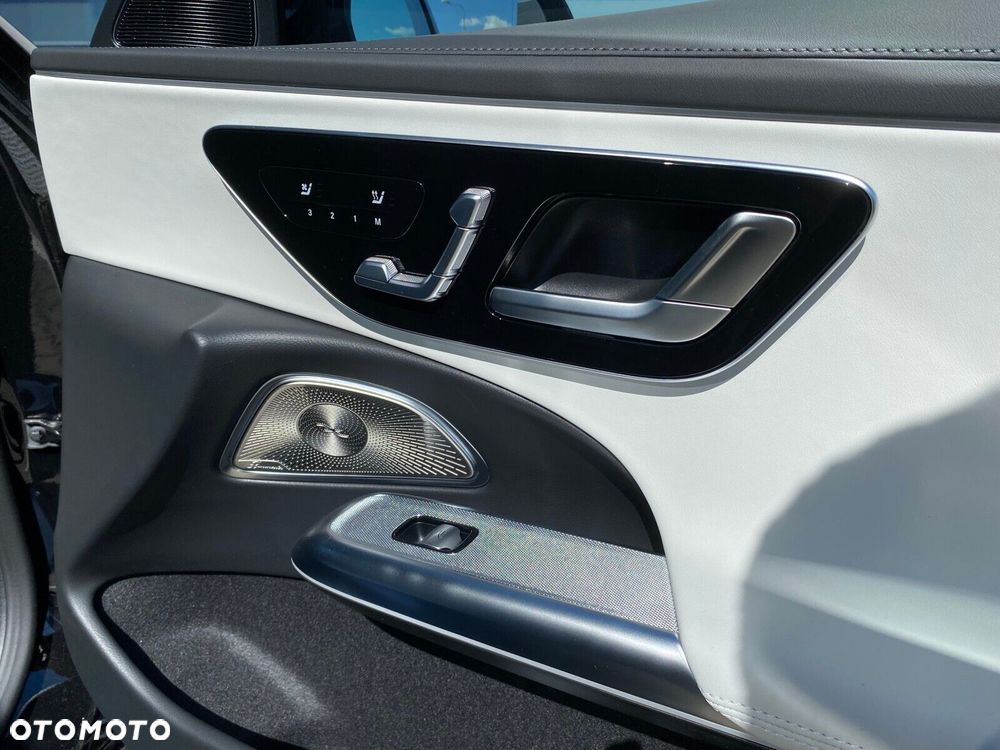 Mercedes-Benz Klasa E - 18