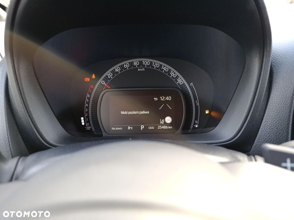 Toyota Aygo X 1.0 VVT-i Limited CVT - 17