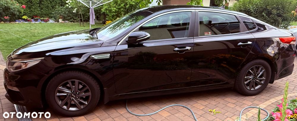 Kia Optima - 25