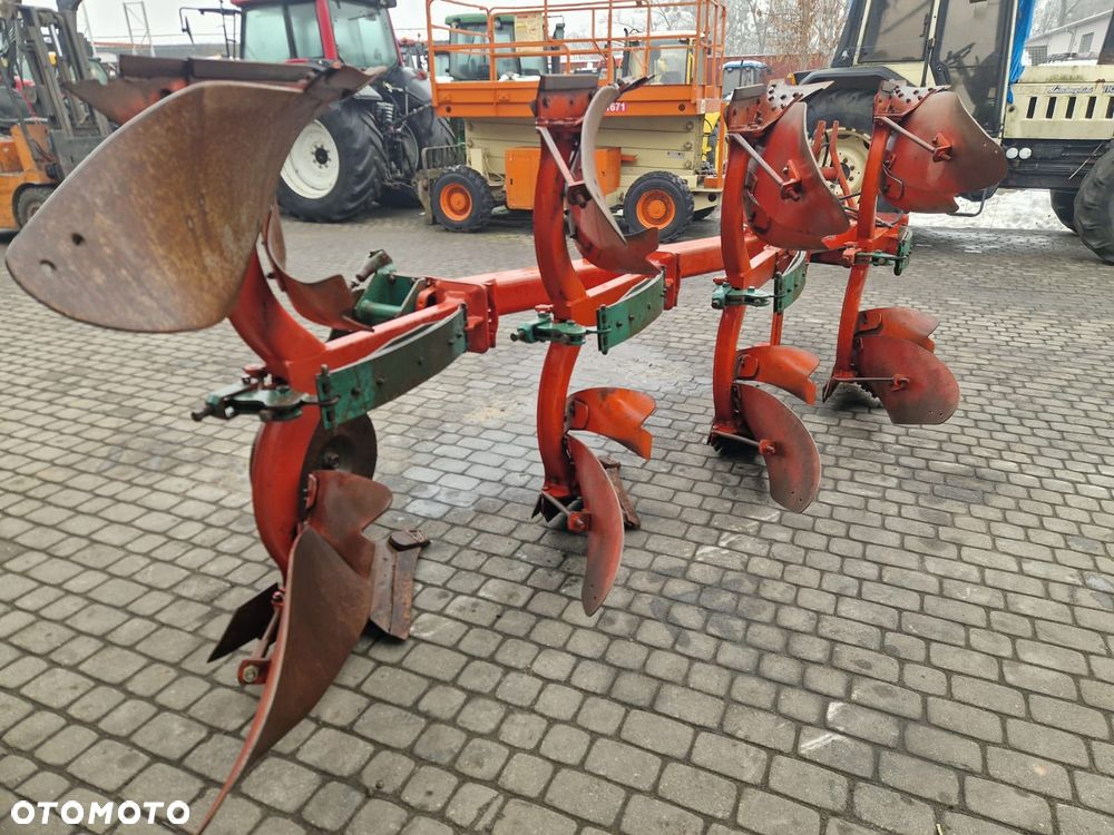 Kverneland F160 4 skibowy Na resorze Lemken Kuhn - 9