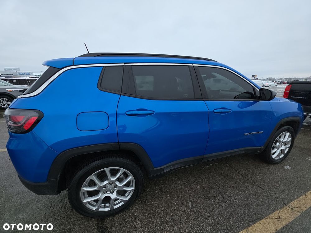 Jeep Compass - 2