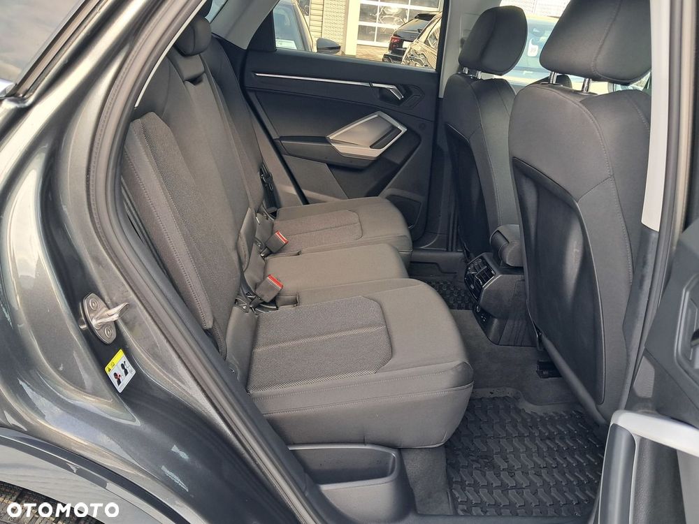 Audi Q3 Sportback - 23