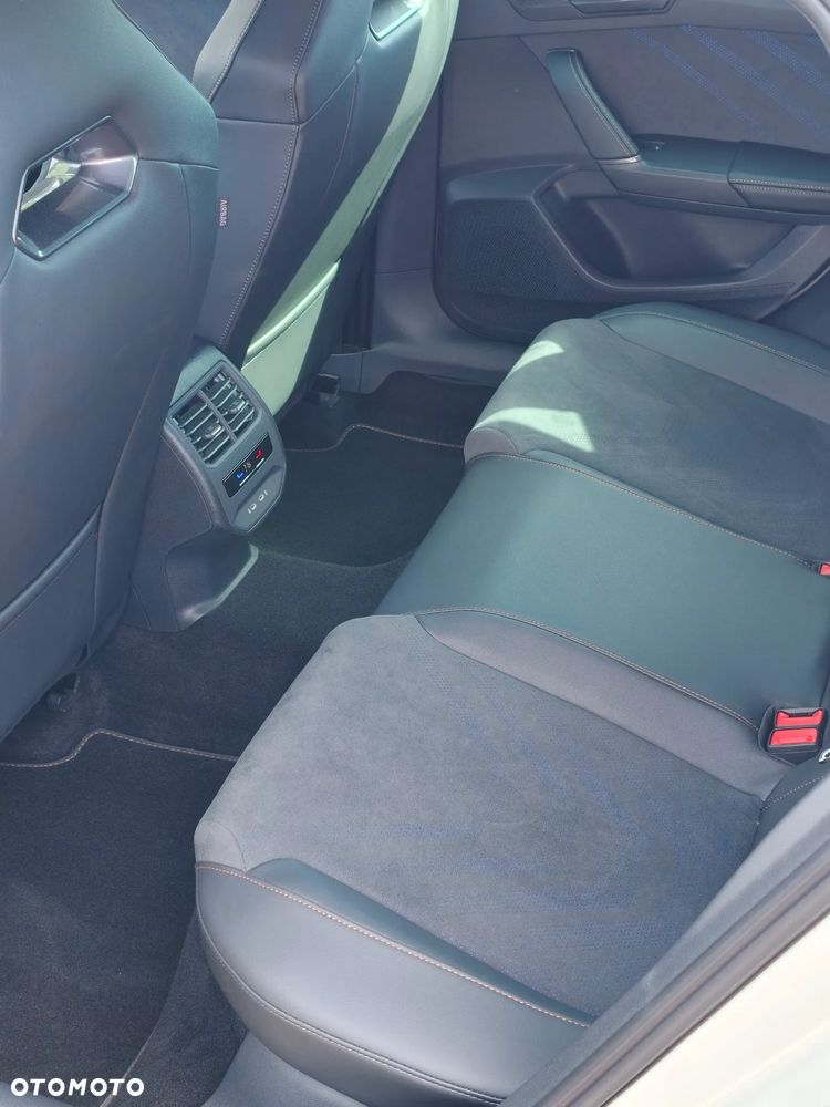 Cupra Leon 1.5 eTSI DSG - 24