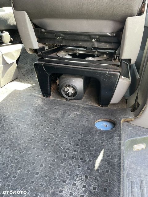 Volkswagen Caravelle L1 - 6