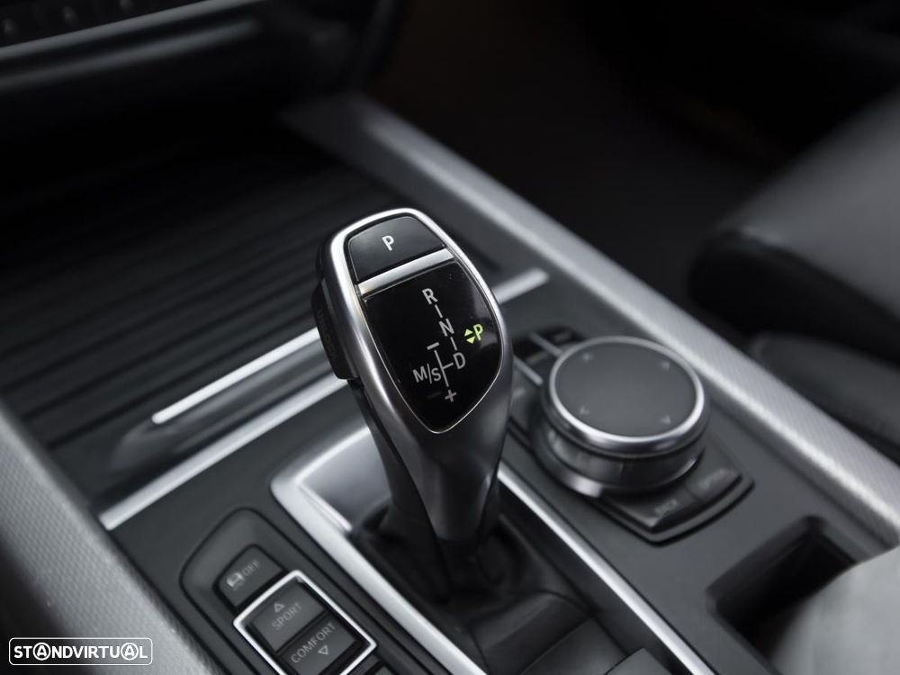 BMW X5 25 d sDrive Pack M - 23