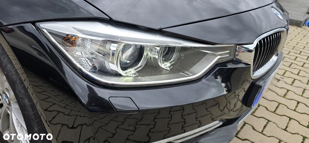 BMW Seria 3 320i Luxury Line - 19