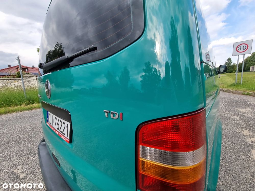 Volkswagen Transporter L2H1 - 12