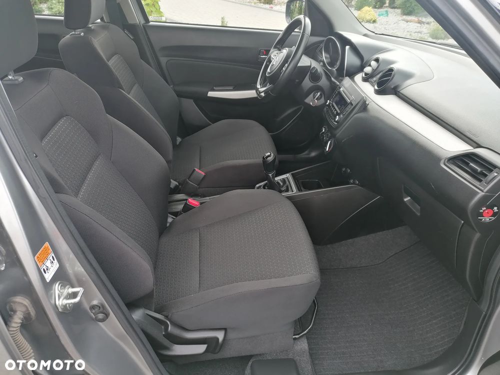 Suzuki Swift 1.2 Dualjet SHVS Premium - 17