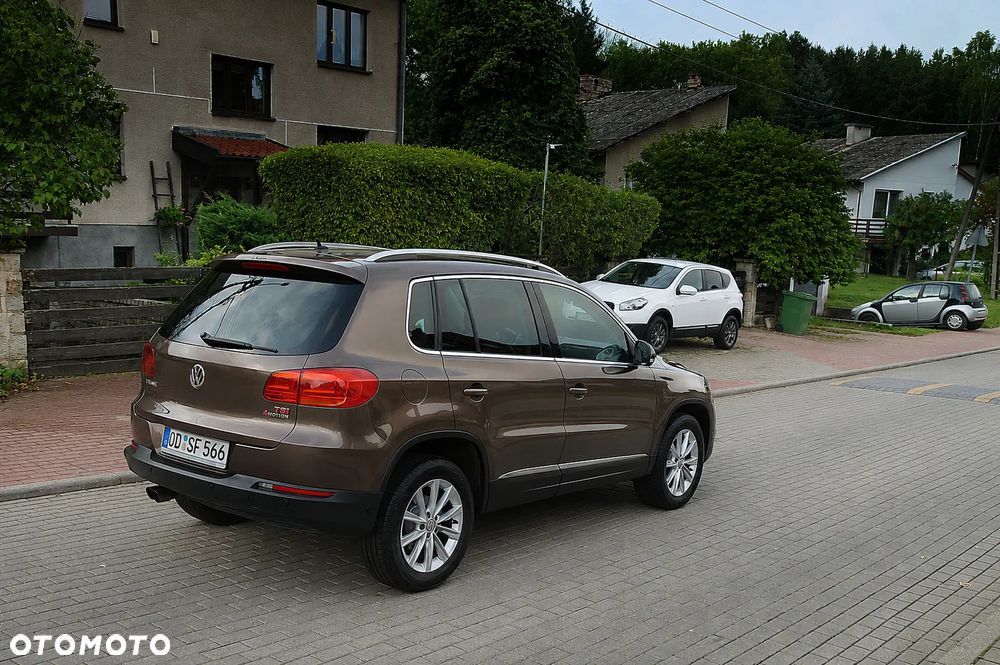 Volkswagen Tiguan 2.0 TSI 4Motion DSG Exclusive - 8