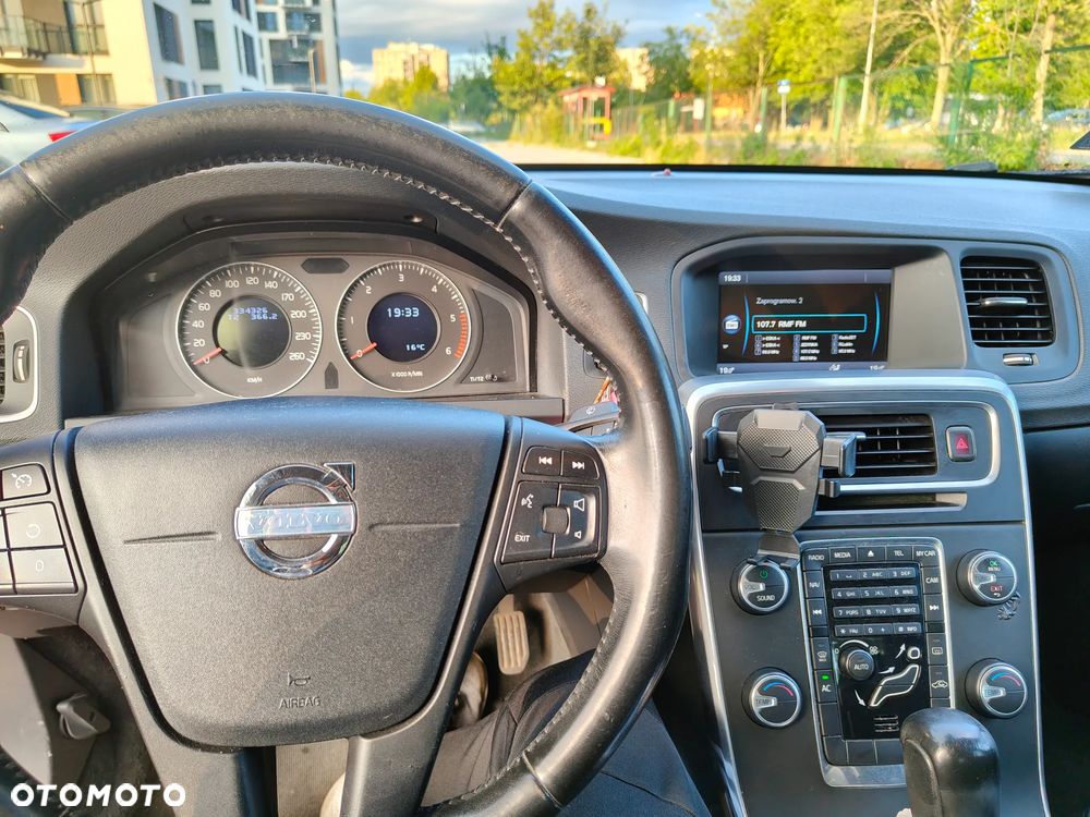 Volvo S60 D3 Geartronic Momentum - 9