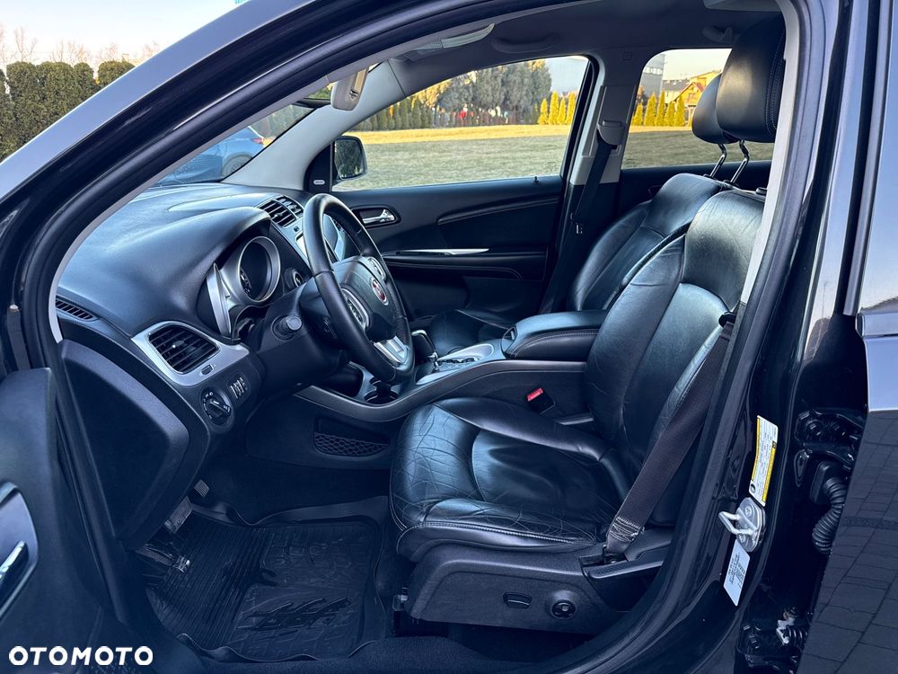 Fiat Freemont 2.0 Multijet Black Code AWD - 11