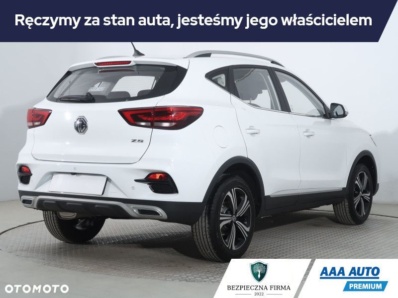 MG ZS - 6