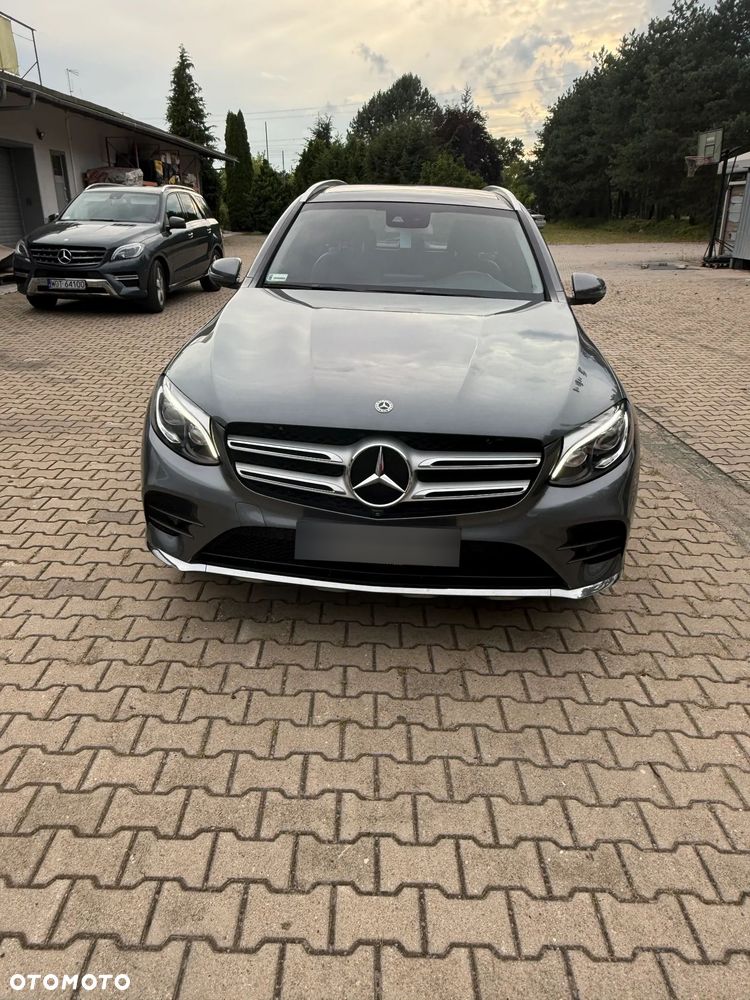 Mercedes-Benz GLC - 1