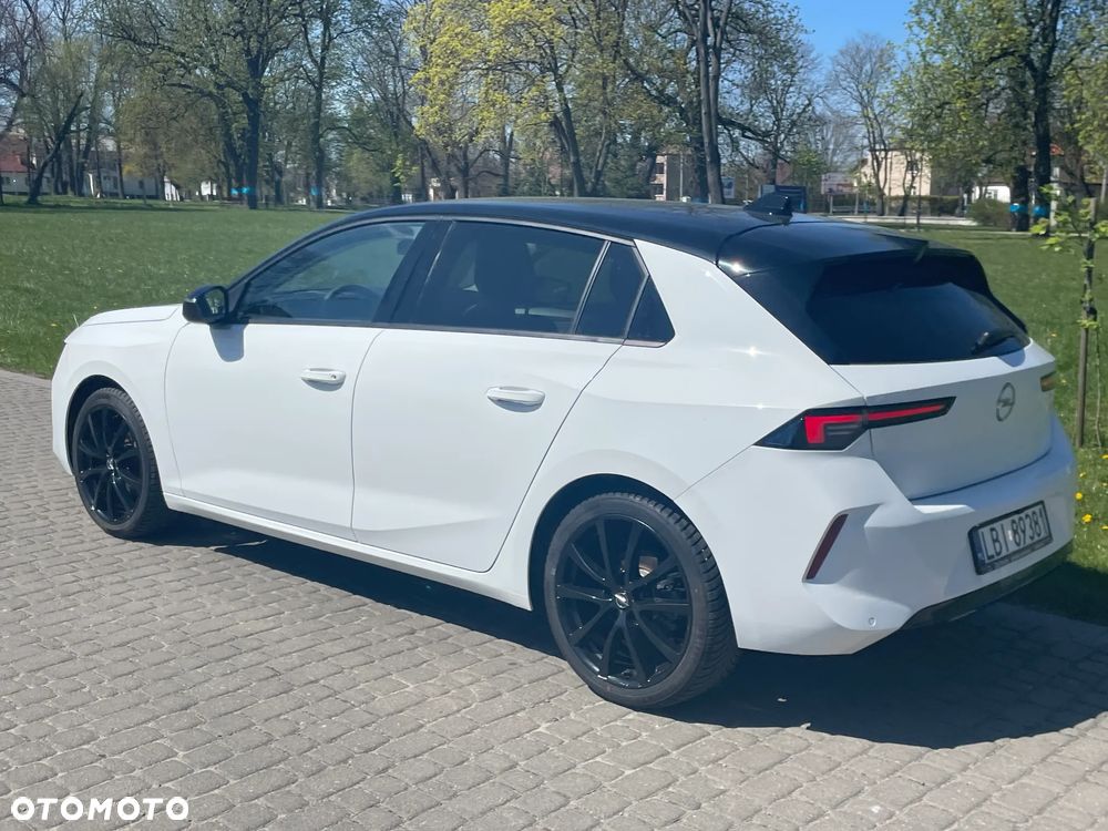 Opel Astra 1.2 Turbo Business Edition - 3