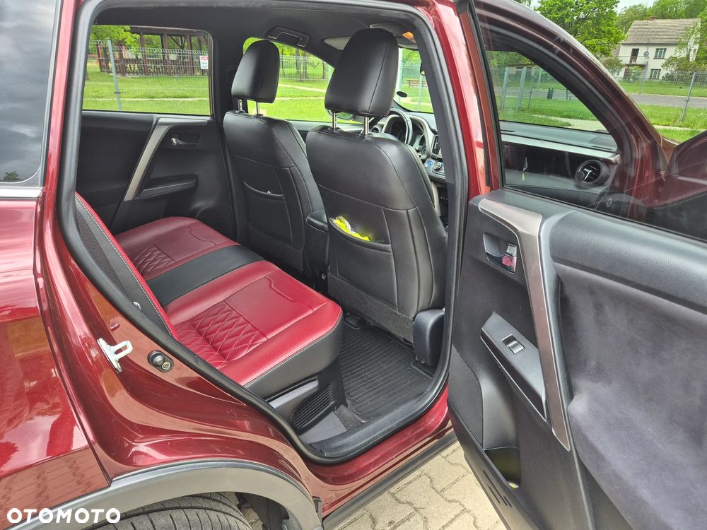 Toyota RAV4 - 12