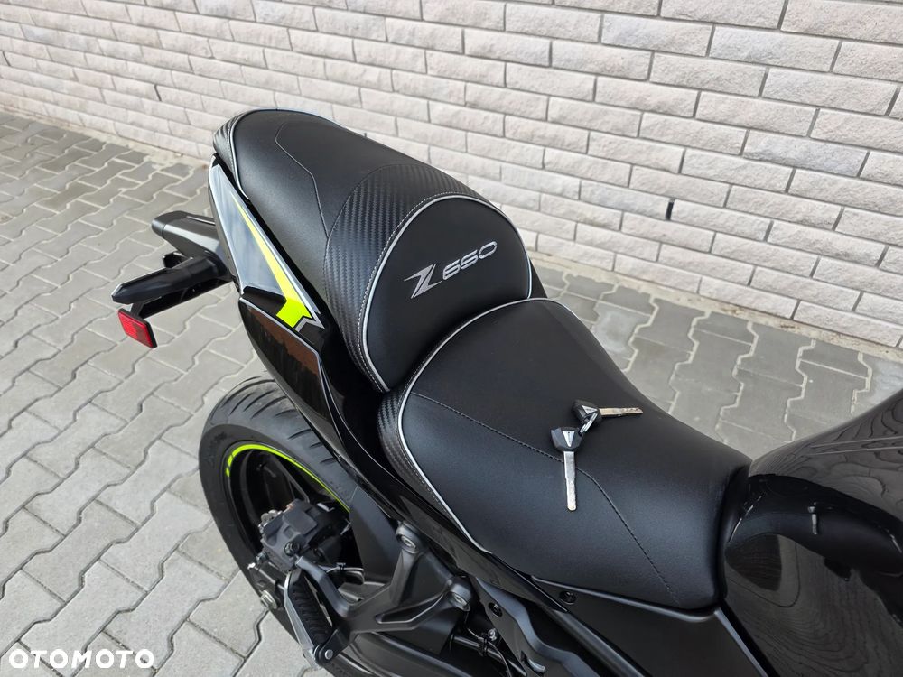 Kawasaki Z 650 - 11