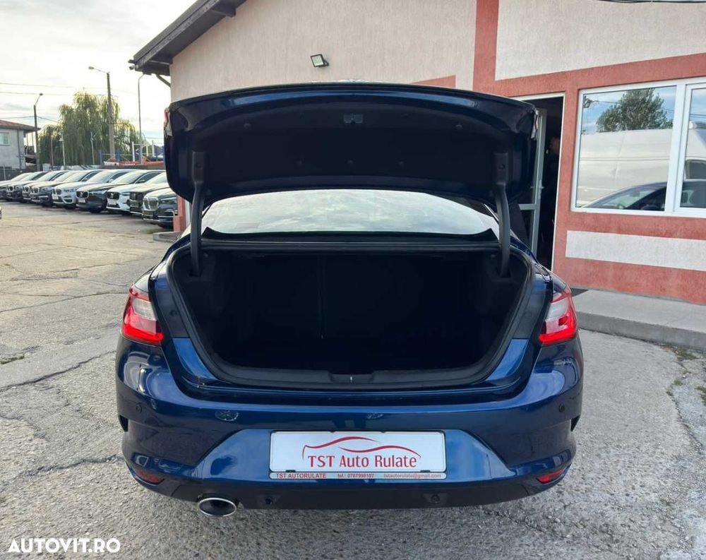 Renault Megane - 12