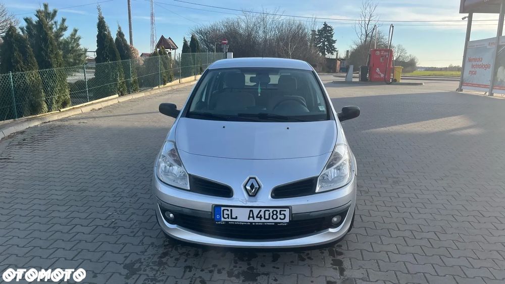 Renault Clio 1.2 16V 75 Dynamique - 5