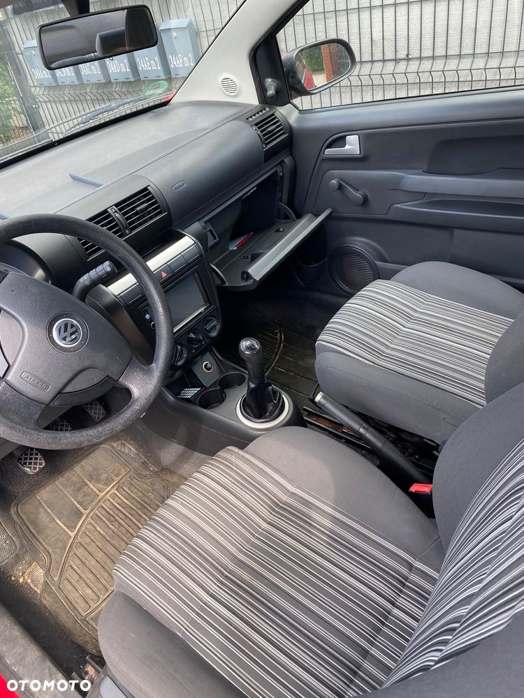 Volkswagen Fox 1.2 - 8