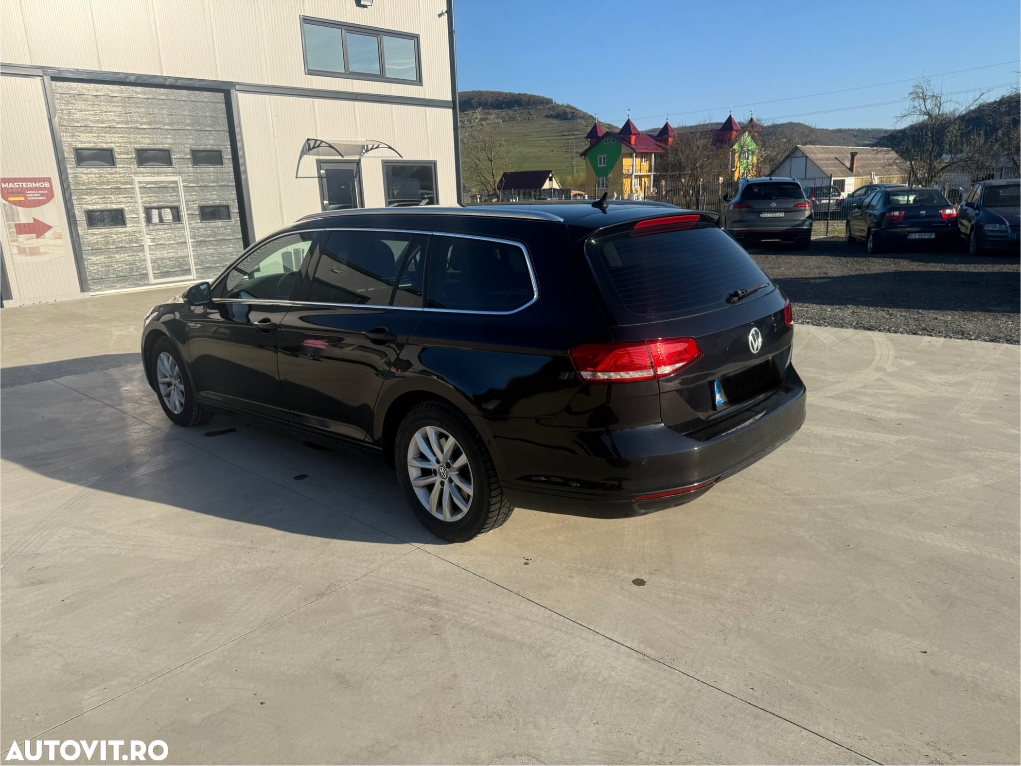 Volkswagen Passat Variant 2.0 TDI DSG (BlueMotion Technology) Comfortline - 4